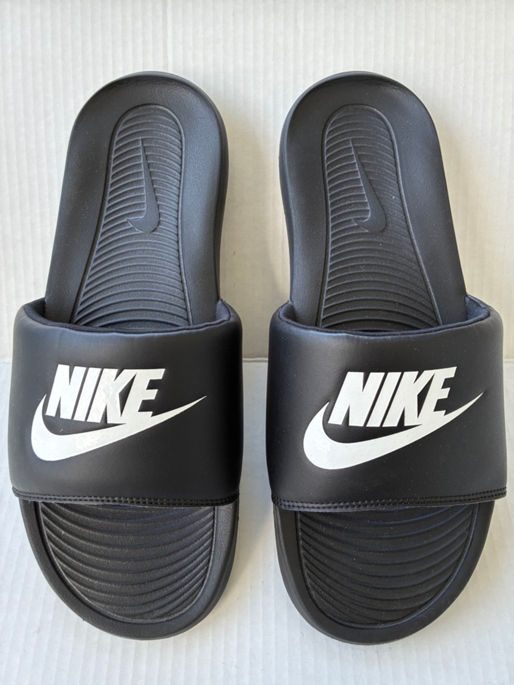 Nike Victori One Men’s Black Slide Sandals Sports Athletic Beach Slides Size 13